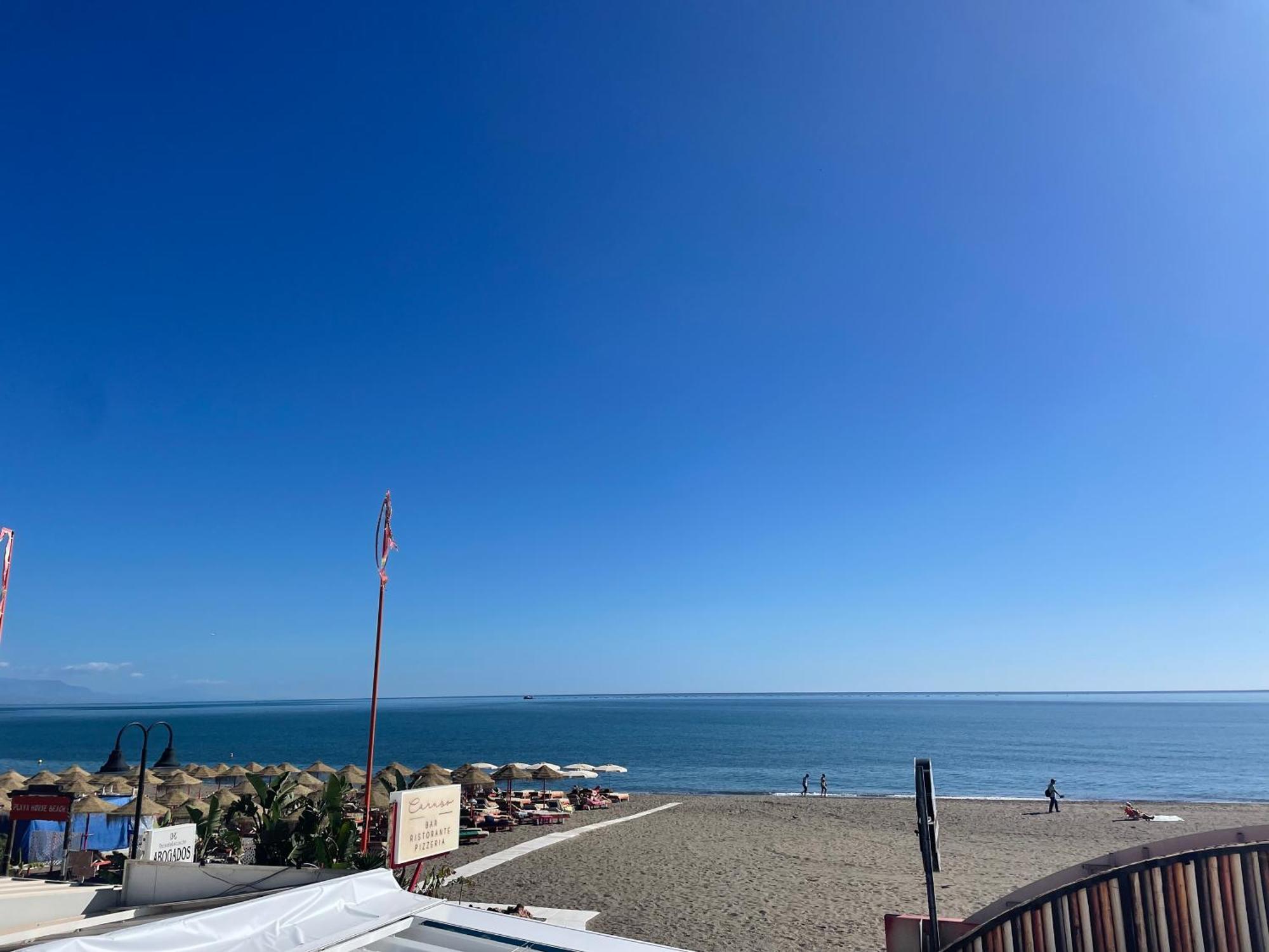 Apartamento Calma Carihuela Beach - 10 Metros De La Playa Торремолінос Екстер'єр фото