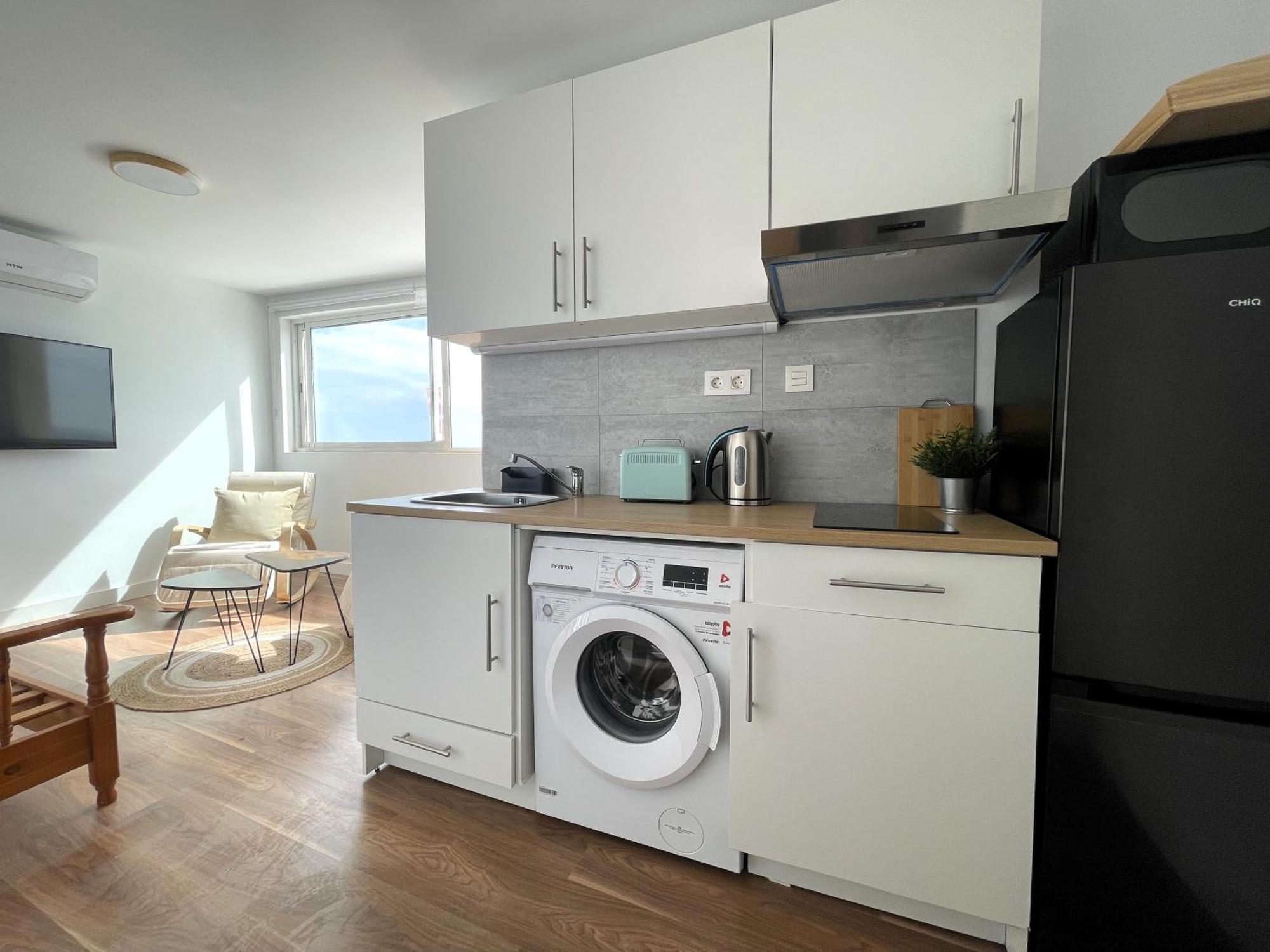 Apartamento Calma Carihuela Beach - 10 Metros De La Playa Торремолінос Екстер'єр фото